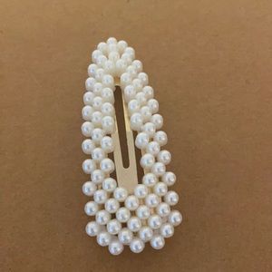 Pearl Hair Clip